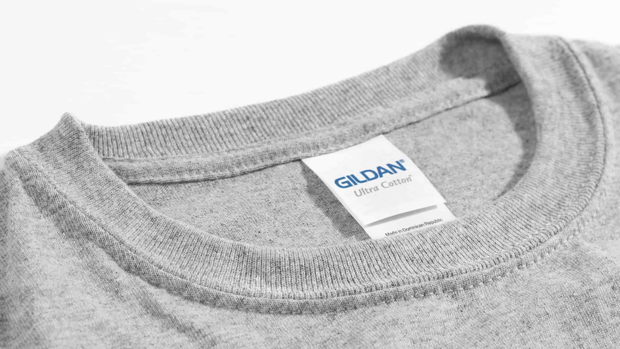 A detail image of the collar of the Gildan Ultra Cotton Tee.