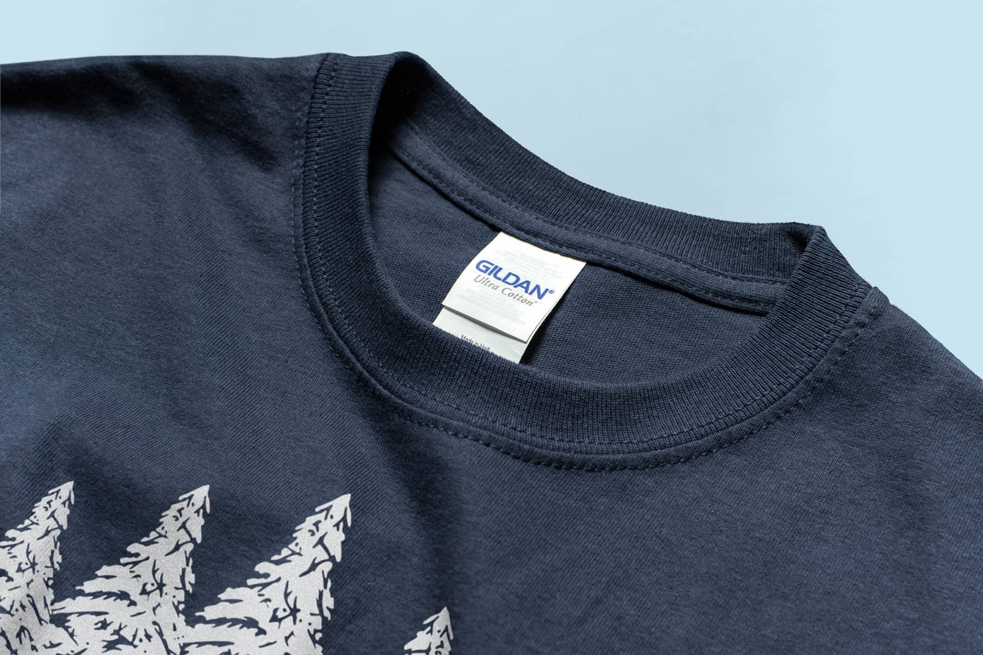 Detail of the collar of the Gildan Ultra Cotton Tee.